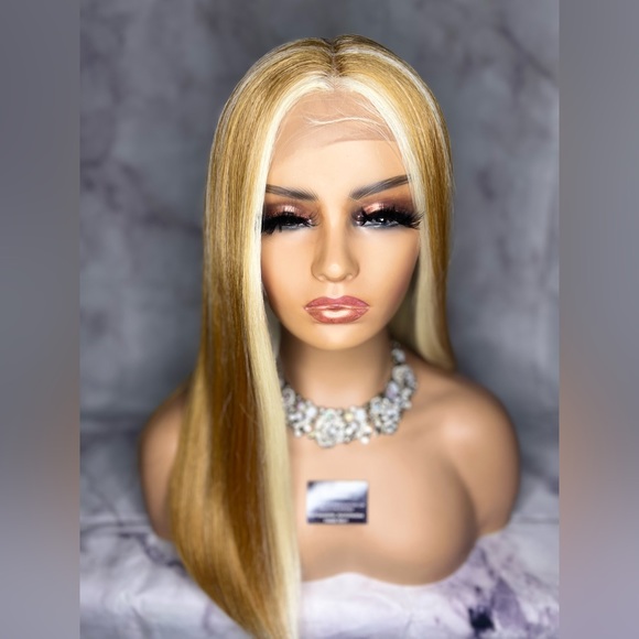 40. HD Lace Front Wig - Picture 3 of 3